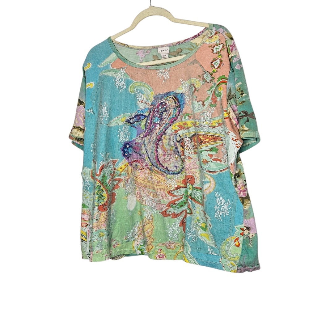 Venezia Plus 22/24‎ Floral Paisley Embellished Artsy Top Colorful Distressed